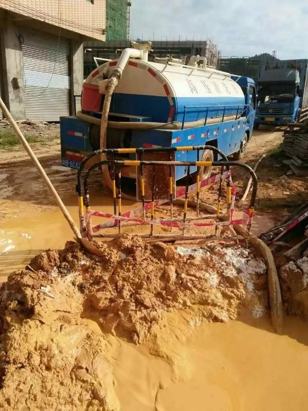 盘龙工地淤泥清淤